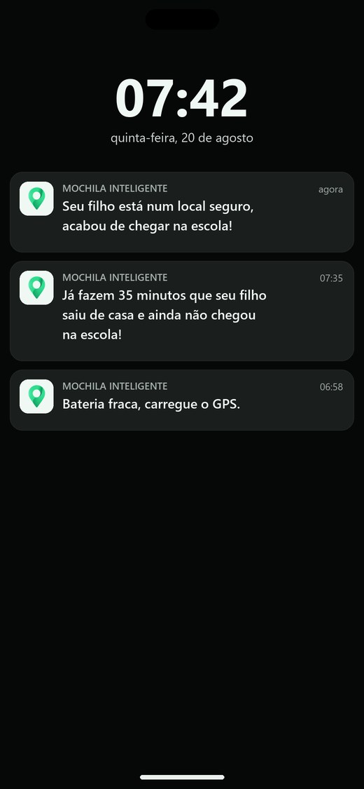 Tela de bloqueio do celular com os avisos: chegou na escola, atraso no trajeto e bateria fraca